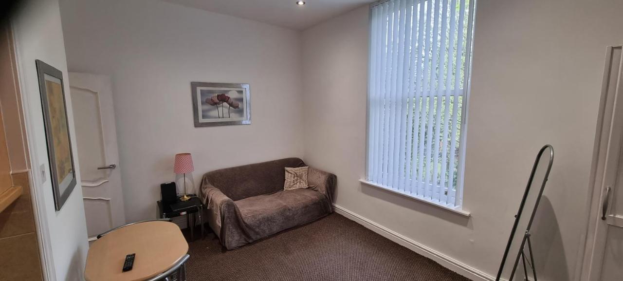 No 7 - 1 Bed Near Sefton Park And Lark Lane Apartment Liverpool Exterior photo